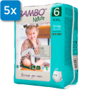 Vorderseite der Verpackung der Bambo Nature Pants Größe 6. Oben Links befindet sich ein blaues Viereck mit der Aufschrift 